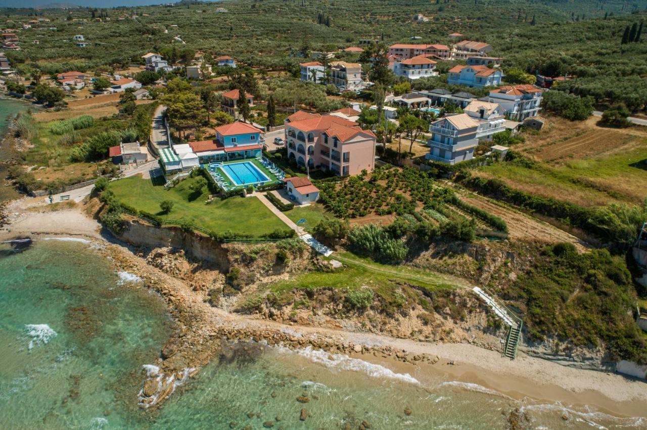 Achillion & Hotel apartamentowy 2*