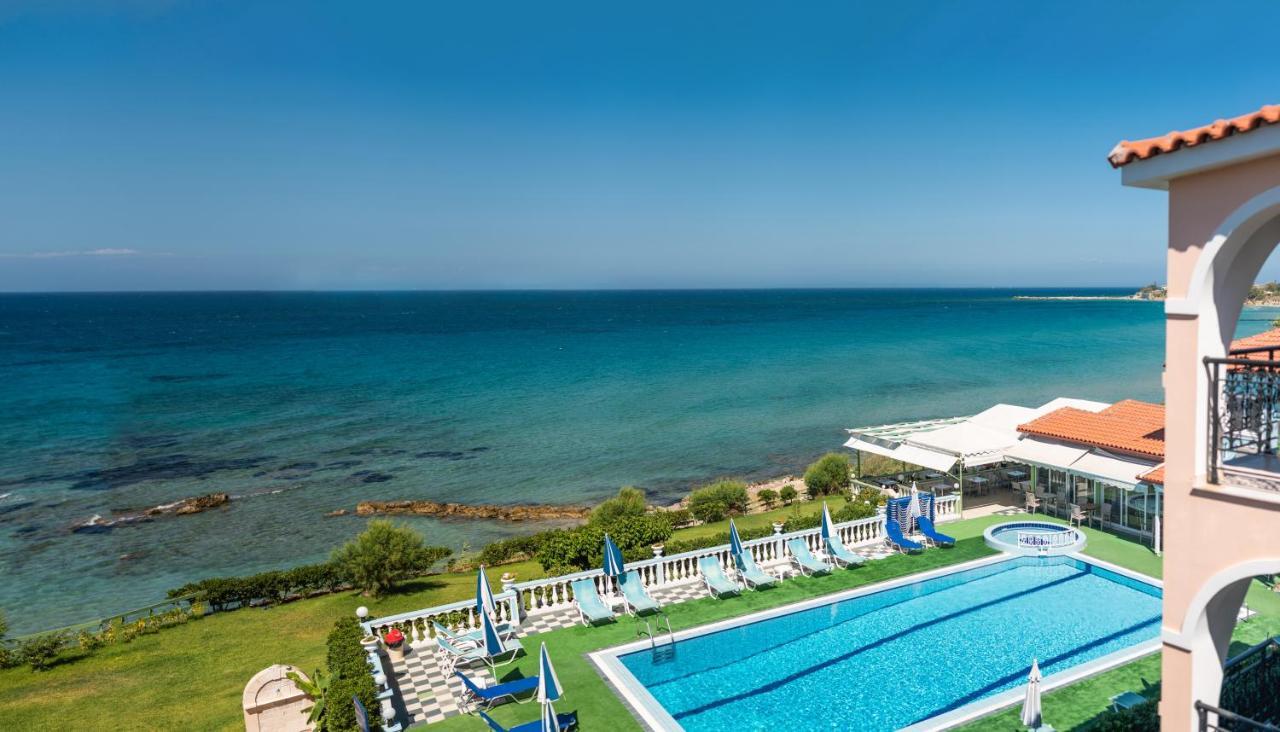 Hotel apartamentowy Achillion & 2*